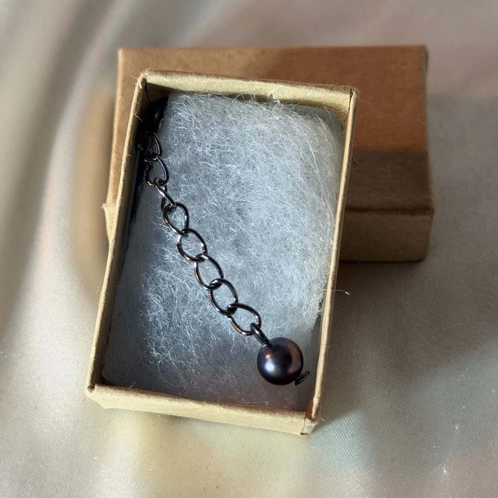 Gunmetal with black silk ribbon black pearl necklace
